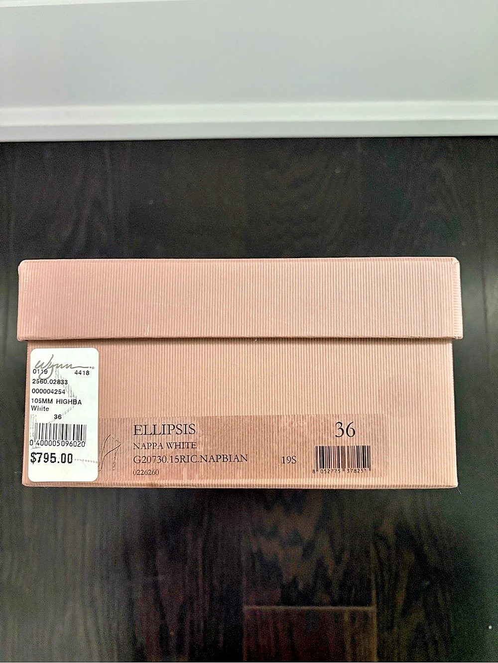 Gianvito Rossi Nappa Leather Ellipsis Pumps - White - EU Sz 36 - NIB